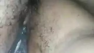 اعبد التنفيذي الأسمر في هذا المشهد الصريح