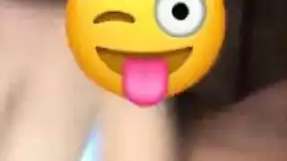 مشهد إباحي لأناماناغي تمص القضيب بشدة