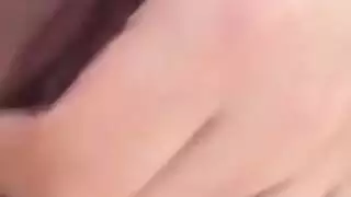 بالإصبع كس بلدي في الفندق في جزيرة كيش، الخليج الفارسي، إيران