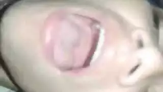 مص سارة سارة