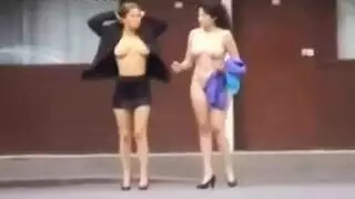 جنس فموي عميق ووضعية كلب في فيديو تدليك جامح