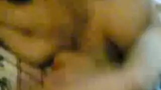 تصرخ كفى بينما يملأها المصري المثير