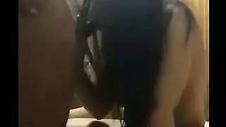 نيك ديوث مرته ويصورها